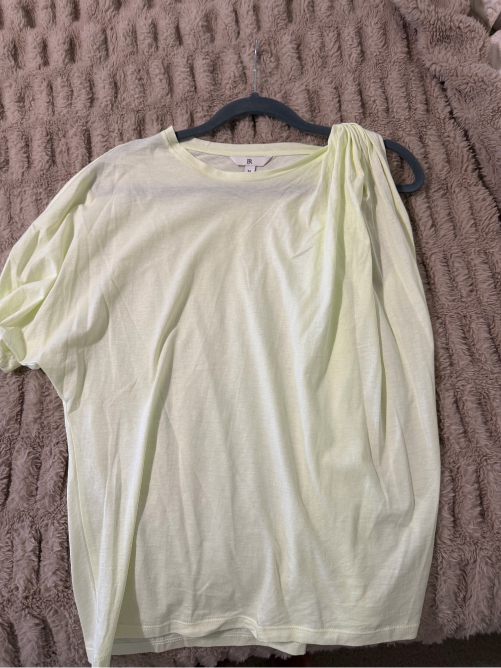 BR Banana Republic Supima Twist
Top